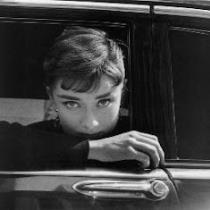 زينب علاوي صباح b