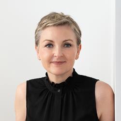 برناديت جيوا