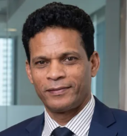السيد العديسي