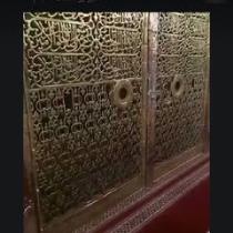نورا منى
