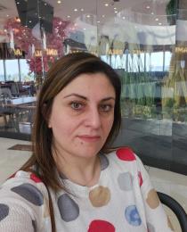 farah alkhasaki