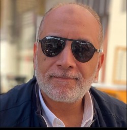 أيمن الصياد