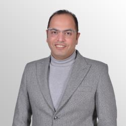 محمود لطفي