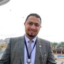 الأستاذ أحمد الديب