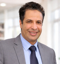 فتحي حسين عامر