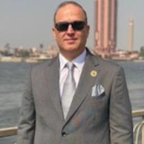 عمرو توفيق علام