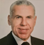 عوض محمد