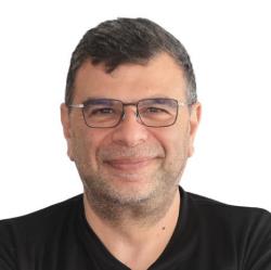 مدحت ياسين