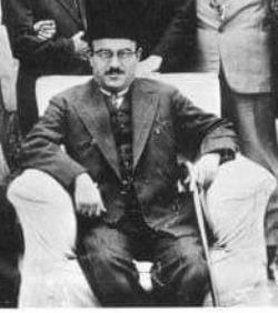 عادل زعيتر