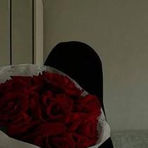 مِنهُ ابْنُهُ إِبْرَاهِيمُ