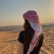 شمس حسين