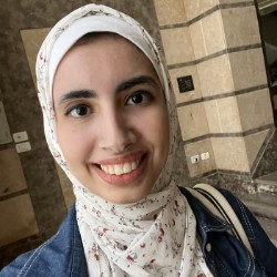 يارا أيمن